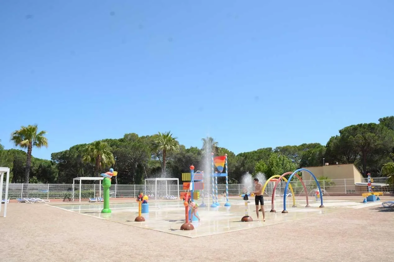 Kamp alanı Camping Oasis Village Puget-sur-Argens