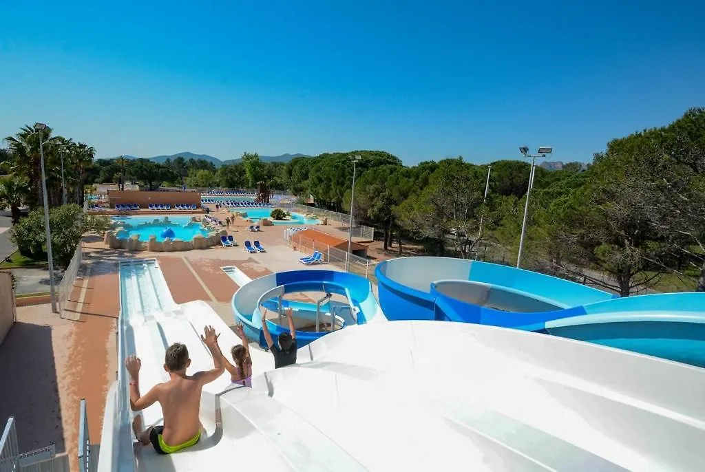 Campsite Camping Oasis Village Puget-sur Argens