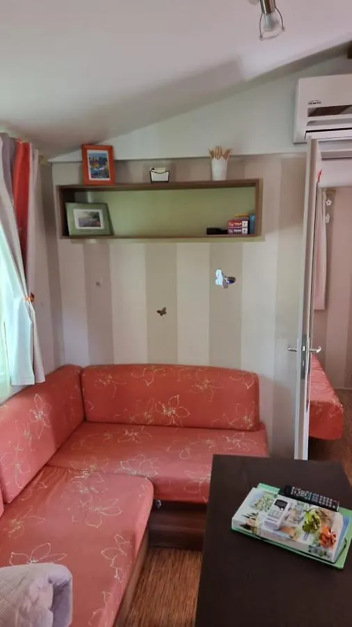 Camping Oasis Village Puget-sur Argens